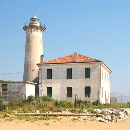 Beautiful Flat With Sea View In