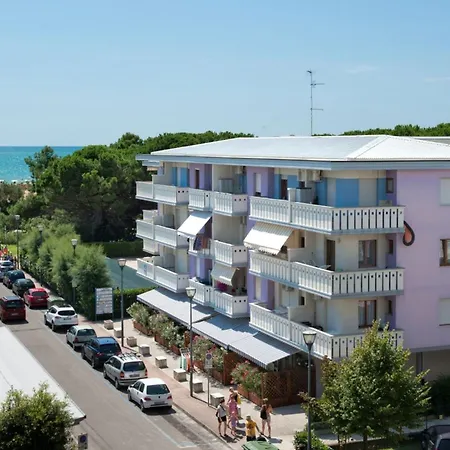 Beautiful Flat With Sea View In