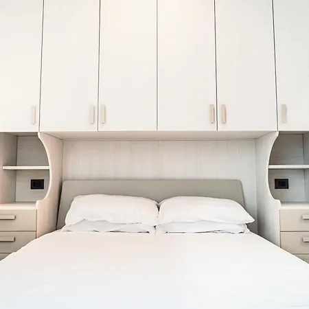 Beautiful Flat With Sea View In *